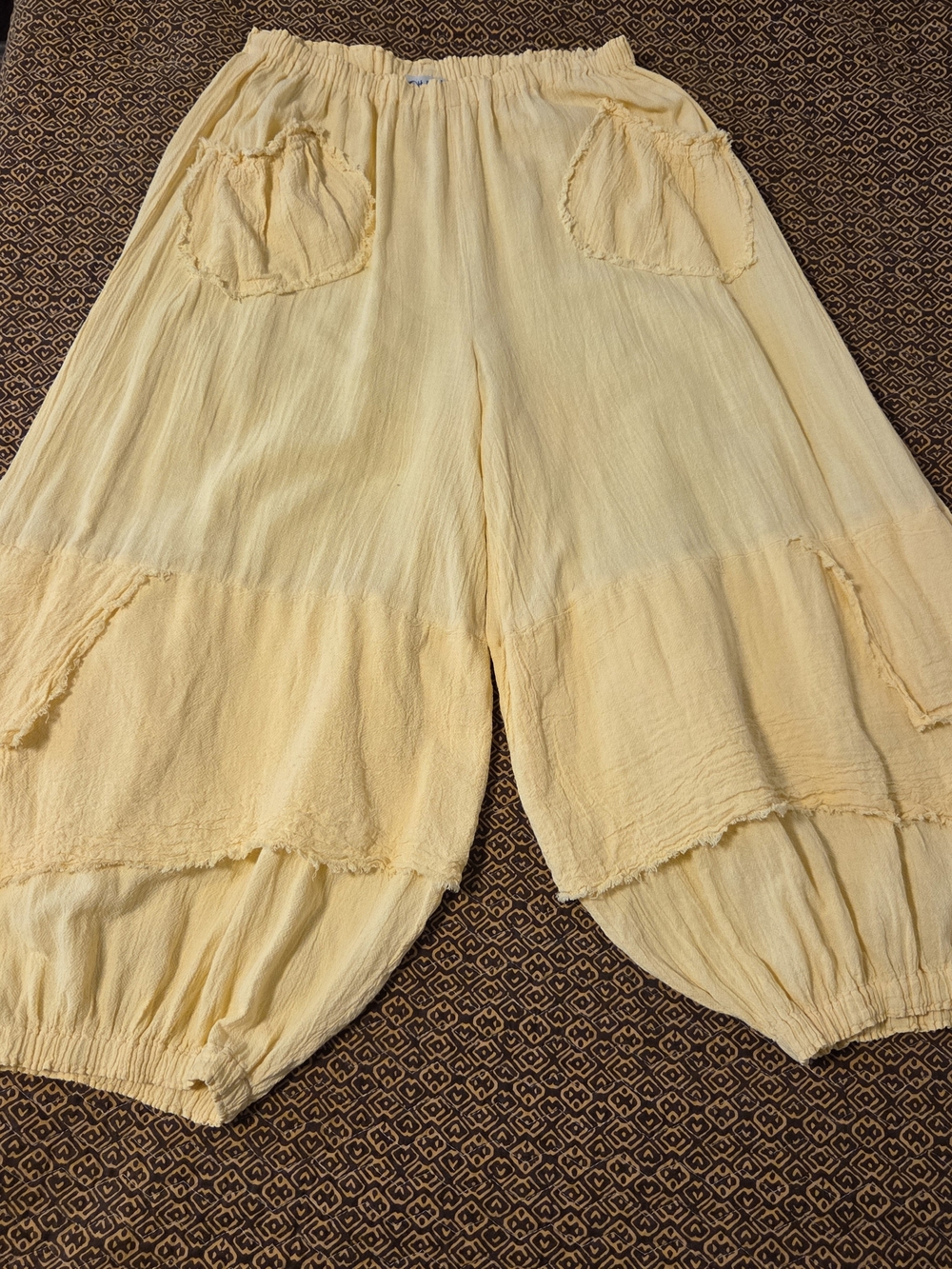Oh My Gauze! Butter Yellow Elastic-Waist Gauze Pants